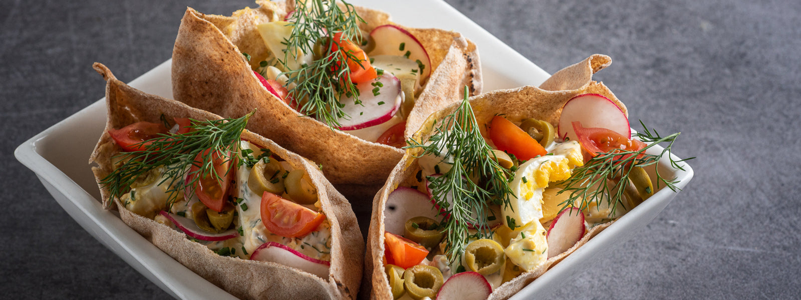 Eiersalat mit Oliven im Fladenbrot – ETA DE
